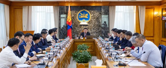 Наадмын дараа Засгийн газар хуралдаж, ийм шийдвэрүүд гаргалаа