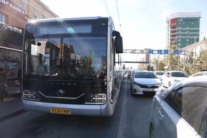 Автобусанд 1000 төгрөг төлөх ухамсаргүй хүмүүс нийтийн тээврээс шинэчлэл хүсэх эрхгүй