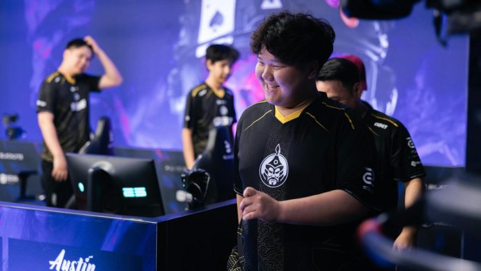 The MongolZ HLTV чансаанд ДЭД байранд гарч ирлээ