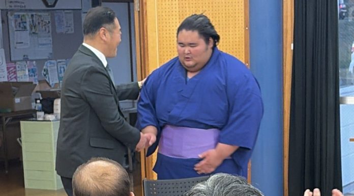 220 кг жинтэй жонокүчи зиндааны сүмоч зодог тайллаа