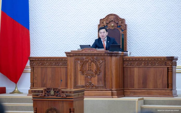 Н.Учралын мэдэгдэл УИХ-ын хуульд нөлөөлөх үү: Хуулийн төслүүдийг AI-аар шүүнэ