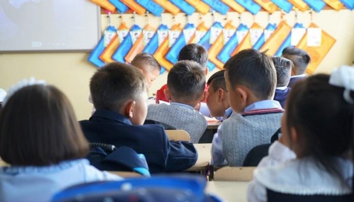 Дунд, ахлах ангийнхан энэ долоо хоног хичээллээд амарна