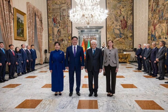 Ерөнхийлөгч Ухнаагийн Хүрэлсүх