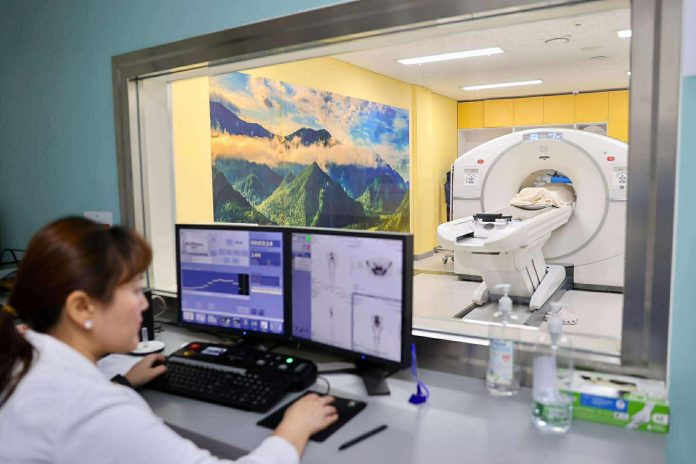 Хоёрдугаар эмнэлэг ирэх оноос амьд донороос бөөр шилжүүлэн суулгана