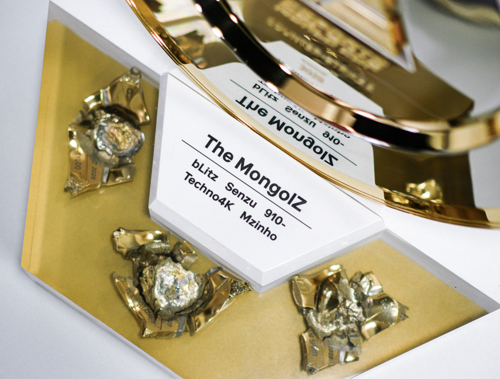 The MongolZ-ийн EWC 2025 аваргын цом Монголд