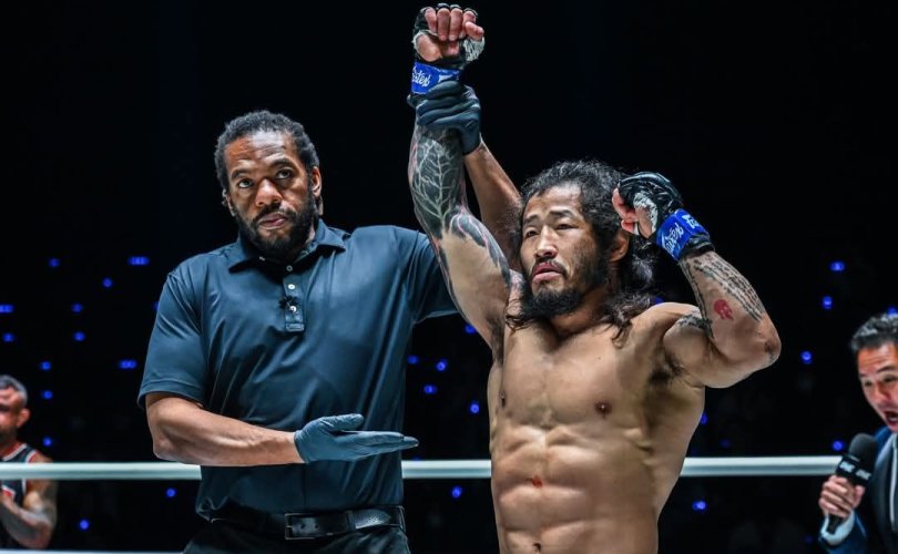 ХОВД: Гавьяат тамирчин Б.Энх-Оргил өсвөрийн тамирчидтай уулзаж, туршлагаасаа хуваалцлаа