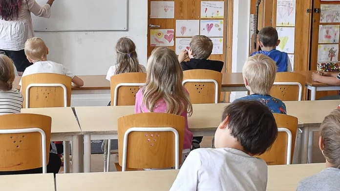 чөтгөр хөөх