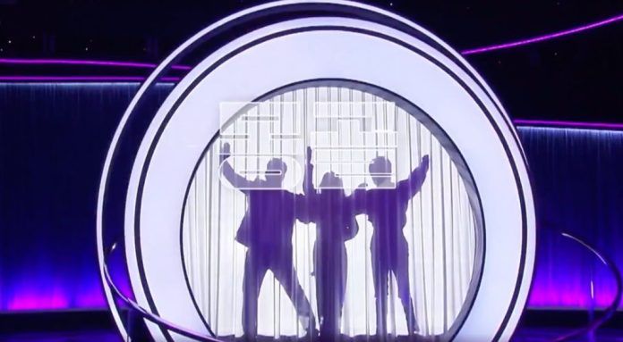 Азийн 9 улсын дуучид өрсөлдөх “Veiled Musician” 1-р сарын 11-нээс Netflix-д гарна