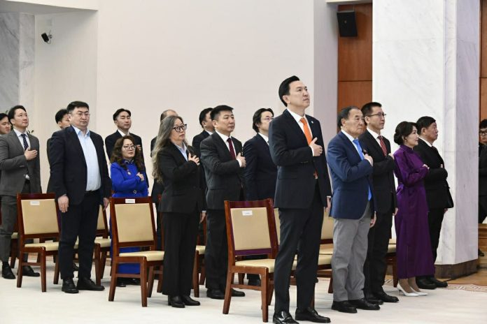 Ж.Бямбаа, Ж.Эрхэсхулан