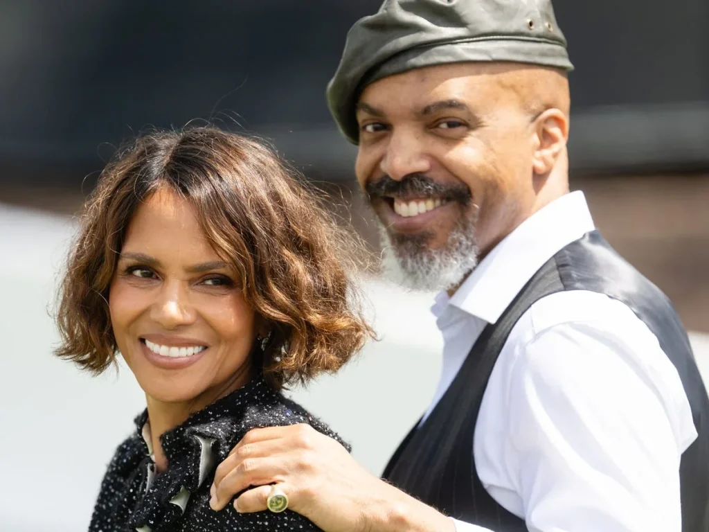 Ван Гант и Холли Берри