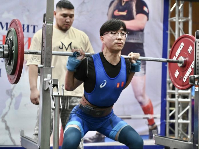 МУГТ С.Мөнхзулын нэрэмжит пауэрлифтингийн УАШТ эхэллээ