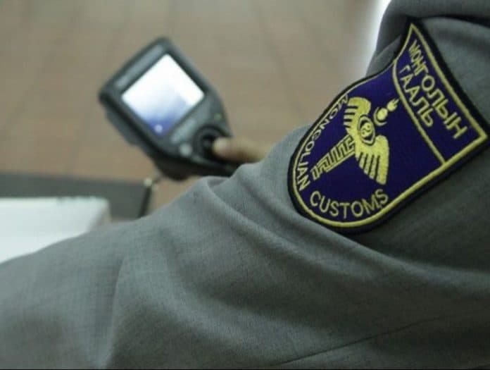 Гаалийн 36 байцаагчийг хахуулийн хэрэгт шалгаж байна